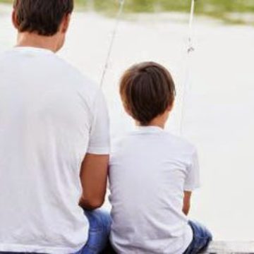 Ayah-dengan-anak-laki.jpg
